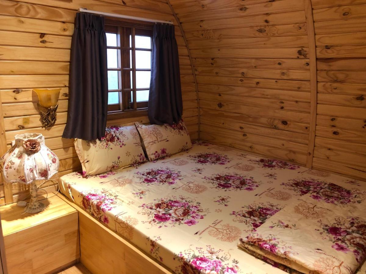 Bungalow Homestay *